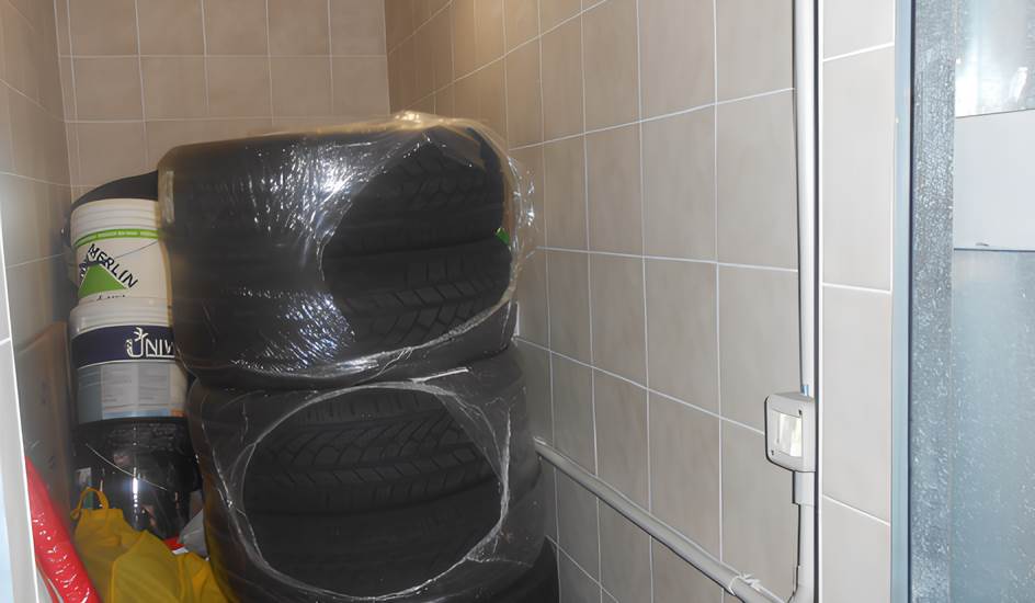 Photo 8