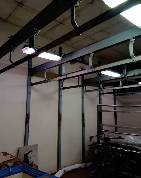 Photo 6